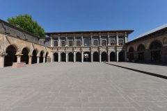 DIYARBAKIR-ULU-CAMII_Sayfa_48