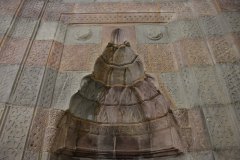 NIKSAR-ULU-CAMII_Sayfa_10